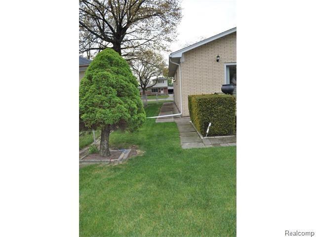 4223 Martin Road Warren, MI 48092 - Photo 3 of 49