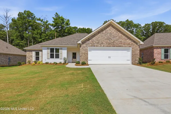 $321,400 | 216 Anderson Oaks Drive, Pearl, MS 39208