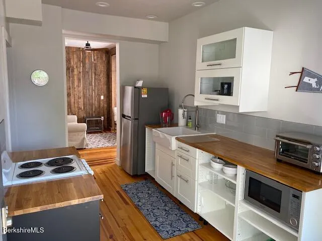 $499,900 | 21-23 Linden Street, Pittsfield, MA 01201