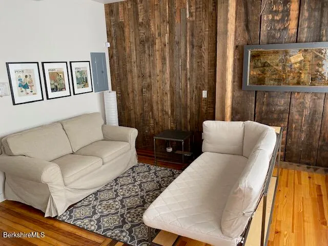 $499,900 | 21-23 Linden Street, Pittsfield, MA 01201