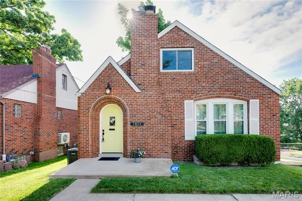 $2,200 | 1830 O Connell Avenue, St. Louis, MO 63114