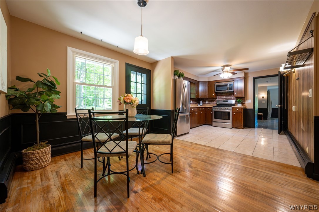1928 Reading Road West Falls, NY 14170 - Photo 7 of 37 Ktichen/dining