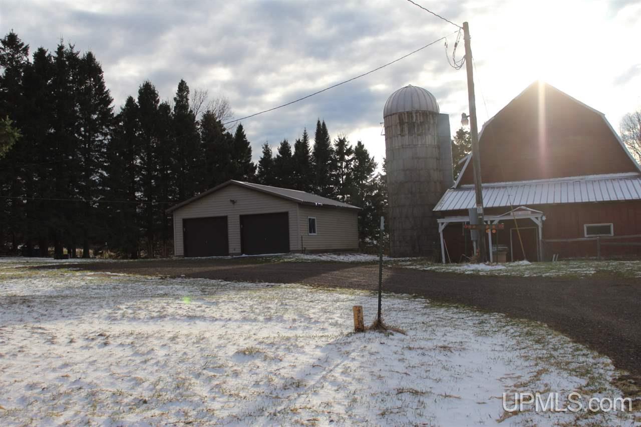 13599 North Lake Head Road Hurley, WI 54534 - Photo 10 of 33