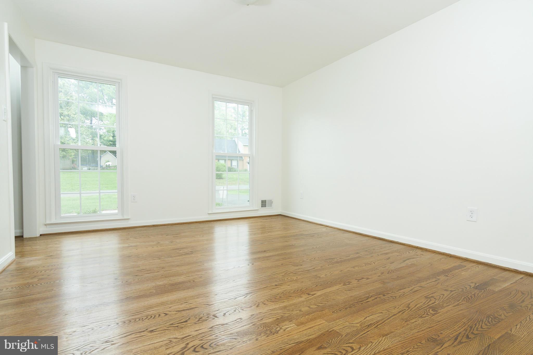 324 Old Stone Road Silver Spring, MD 20904 - Photo 10 of 19 Dining Room