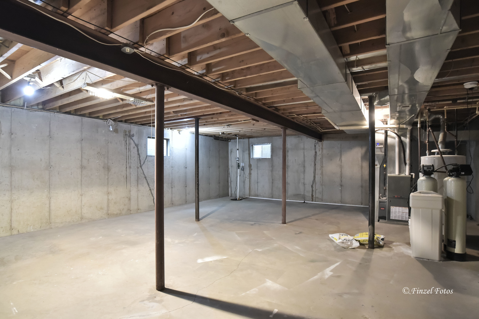 1817 Orchard Lane McHenry, IL 60050 - Photo 18 of 20 a view of an empty room