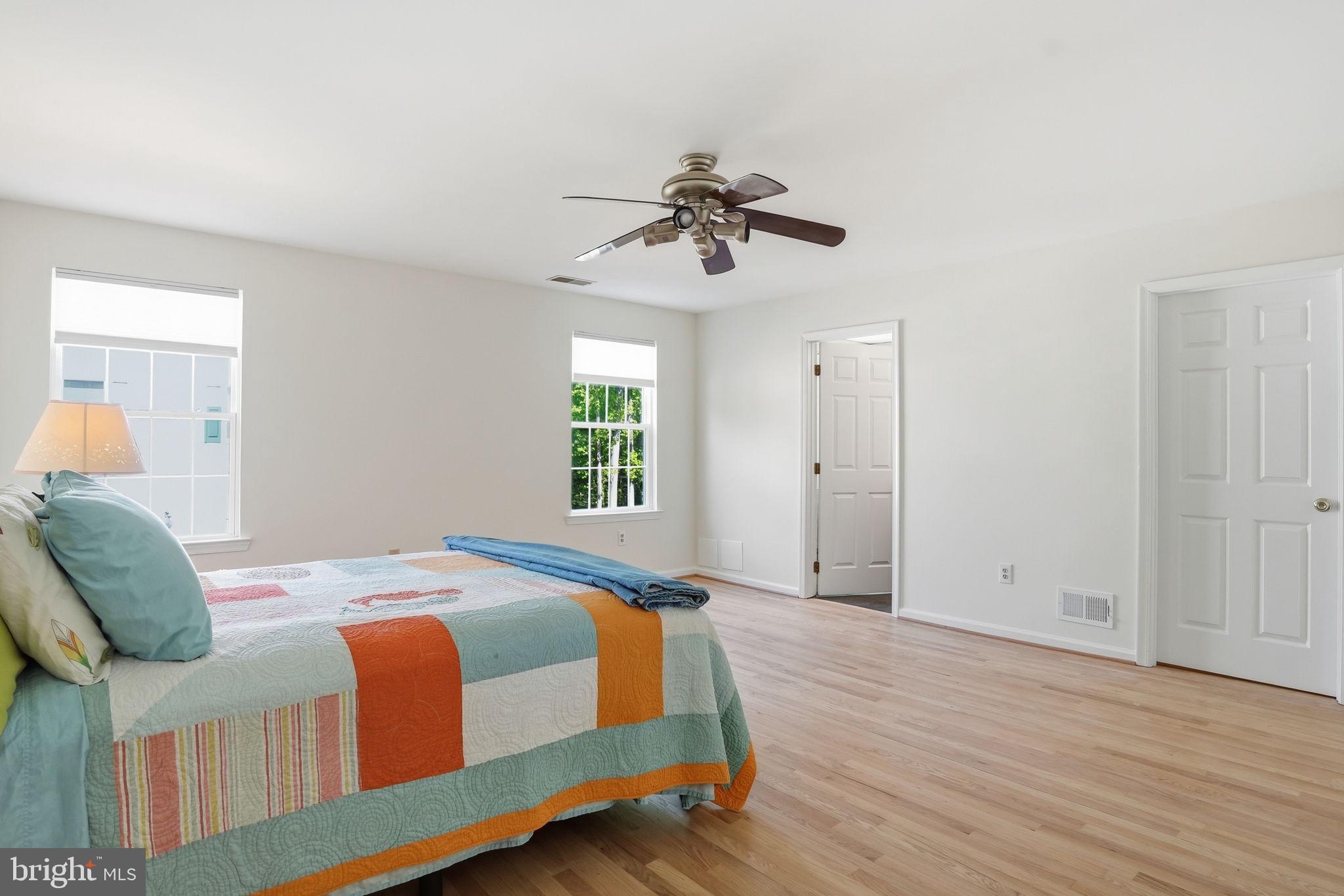 1567 Comanche Road Arnold, MD 21012 - Photo 20 of 67 Bright and airy bedroom retreat.