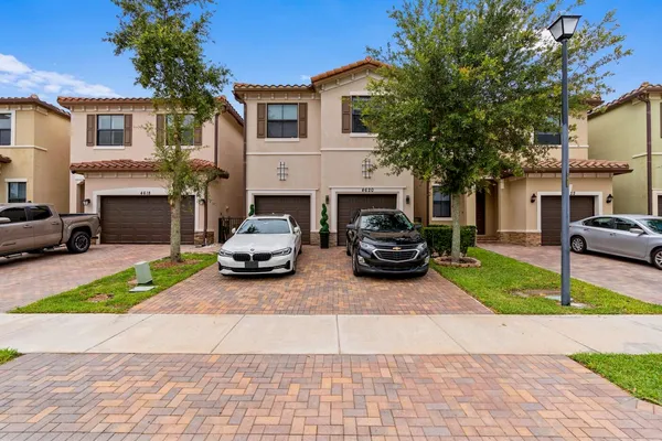 $510,000 | 4620 Northwest 58th Street, Tamarac, FL 33319
