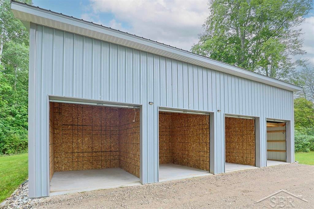 5420 North Eastman Road Midland, MI 48642 - Photo 10 of 35 Gallery Image 10
