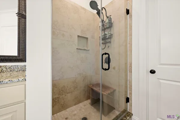 $585,000 | 38059 Osten Beard Road, Darrow, LA 70725