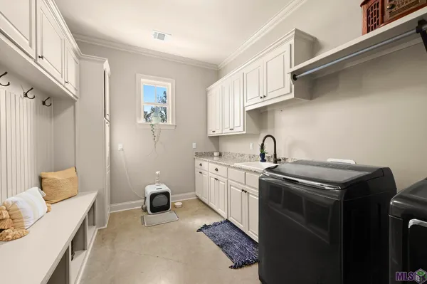 $585,000 | 38059 Osten Beard Road, Darrow, LA 70725