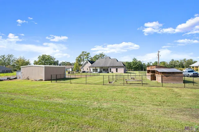 $610,000 | 38059 Osten Beard Road, Darrow, LA 70725