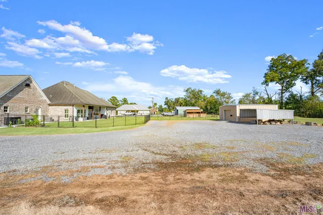 $610,000 | 38059 Osten Beard Road, Darrow, LA 70725