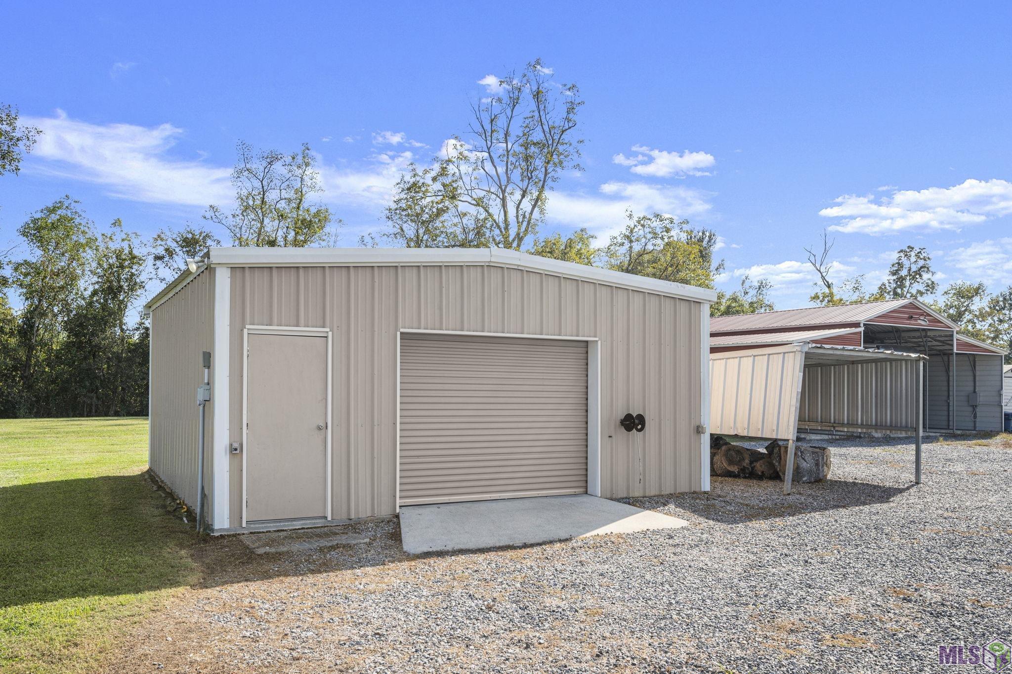 38059 Osten Beard Road Darrow, LA 70725 - Photo 40 of 43