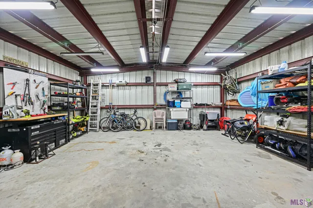 $610,000 | 38059 Osten Beard Road, Darrow, LA 70725