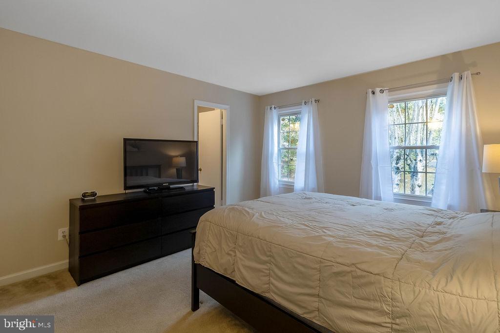 8487 Kitchener Drive Springfield, VA 22153 - Photo 14 of 28 Gallery Image 14