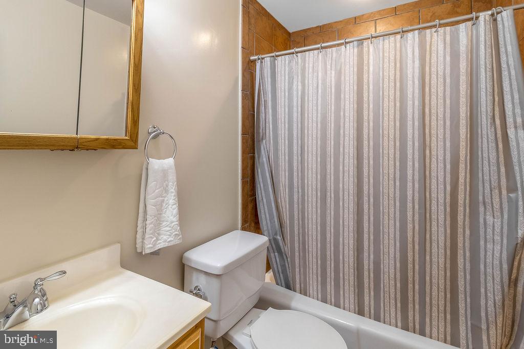 8487 Kitchener Drive Springfield, VA 22153 - Photo 22 of 28 Gallery Image 22