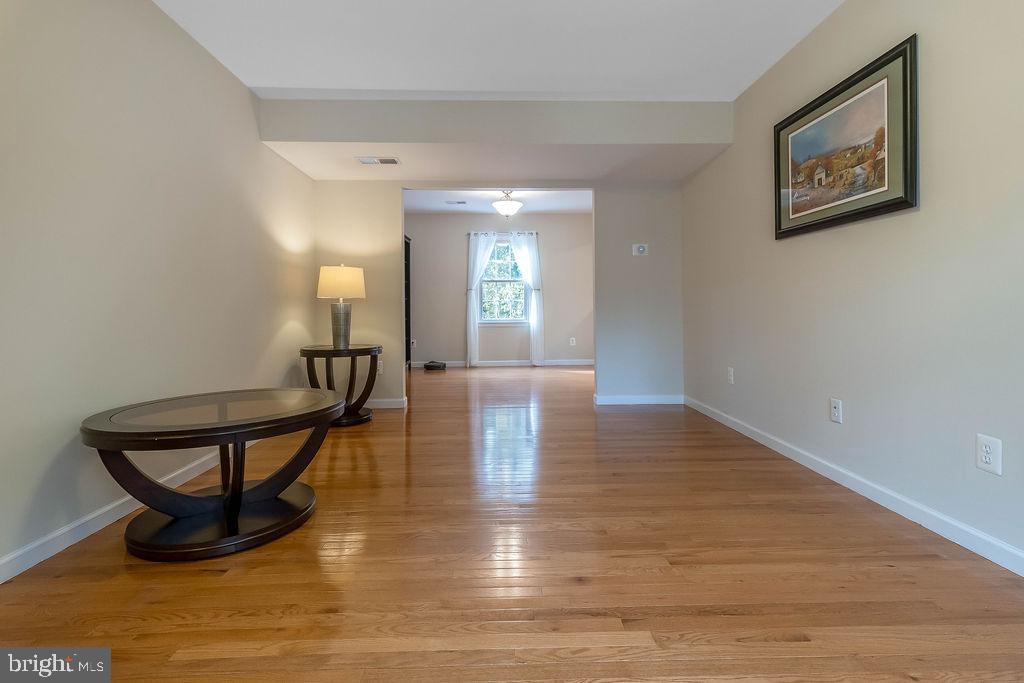 8487 Kitchener Drive Springfield, VA 22153 - Photo 7 of 28 Gallery Image 7