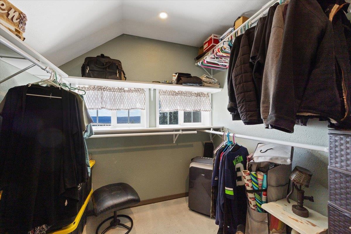 6520 Pine Ridge Way Nine Mile Falls, WA 99026 - Photo 17 of 40