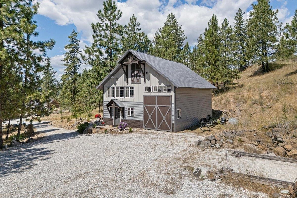 6520 Pine Ridge Way Nine Mile Falls, WA 99026 - Photo 3 of 40