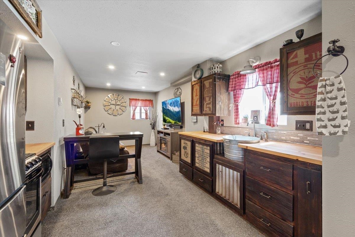 6520 Pine Ridge Way Nine Mile Falls, WA 99026 - Photo 8 of 40