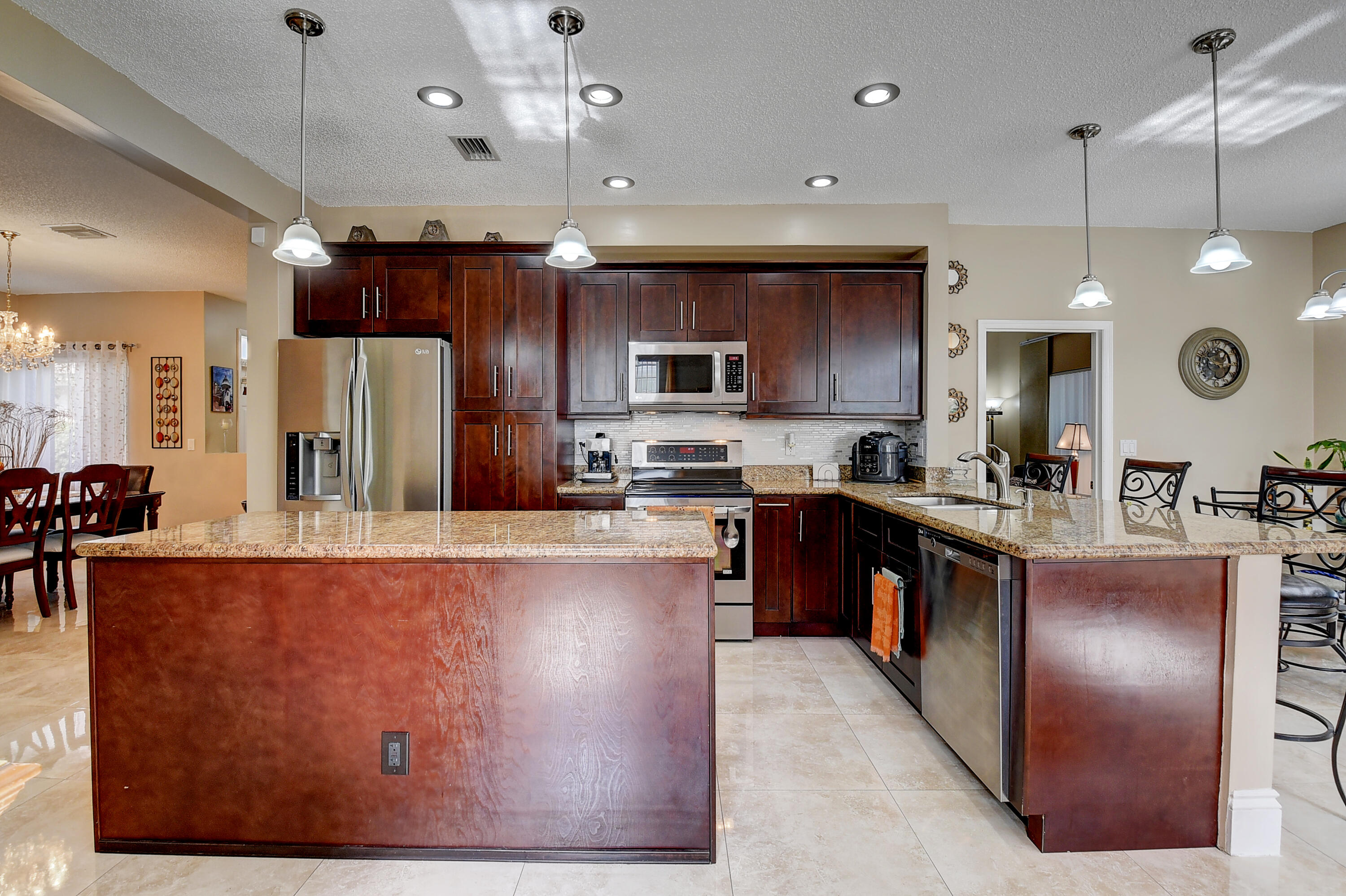 10631 Palm Spring Drive Boca Raton, FL 33428 - Photo 12 of 44 Chef's kitchen