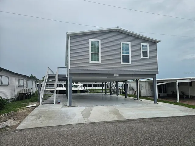 a close up of a street sign