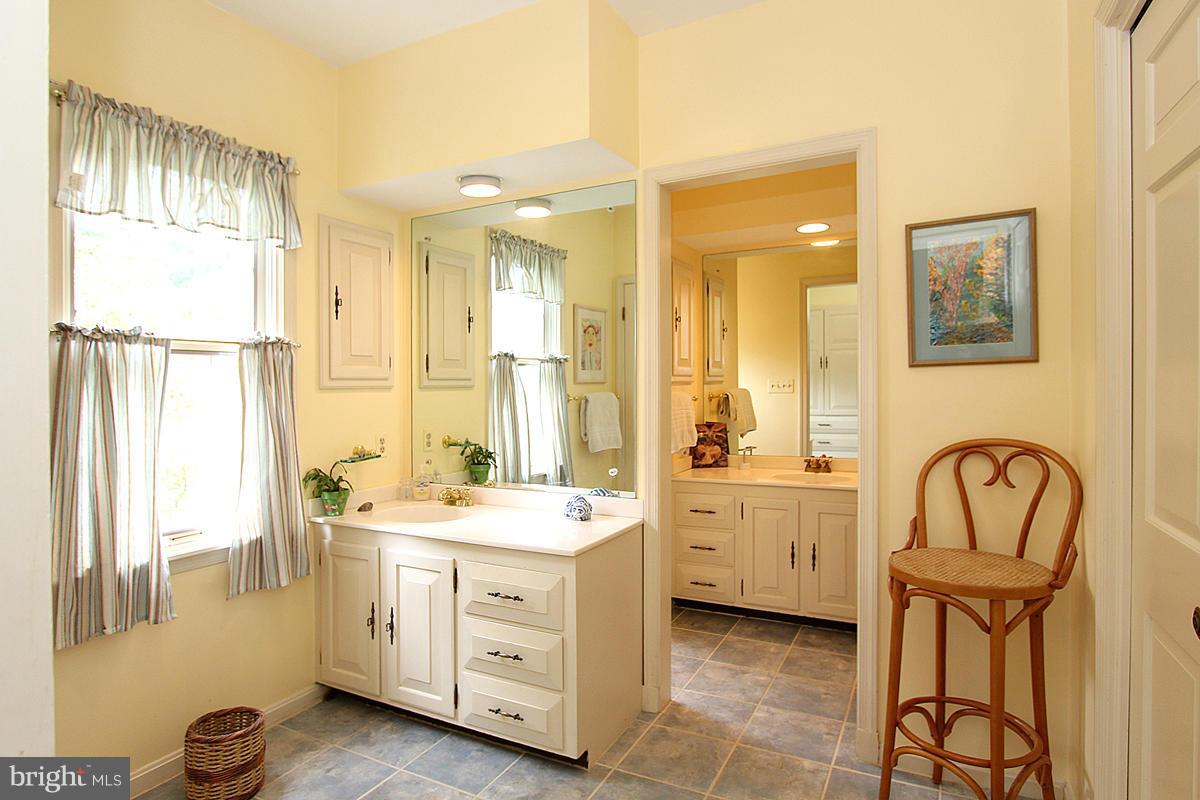 4504 Wetherill Road Bethesda, MD 20816 - Photo 15 of 29 Master Suite Dressing Room