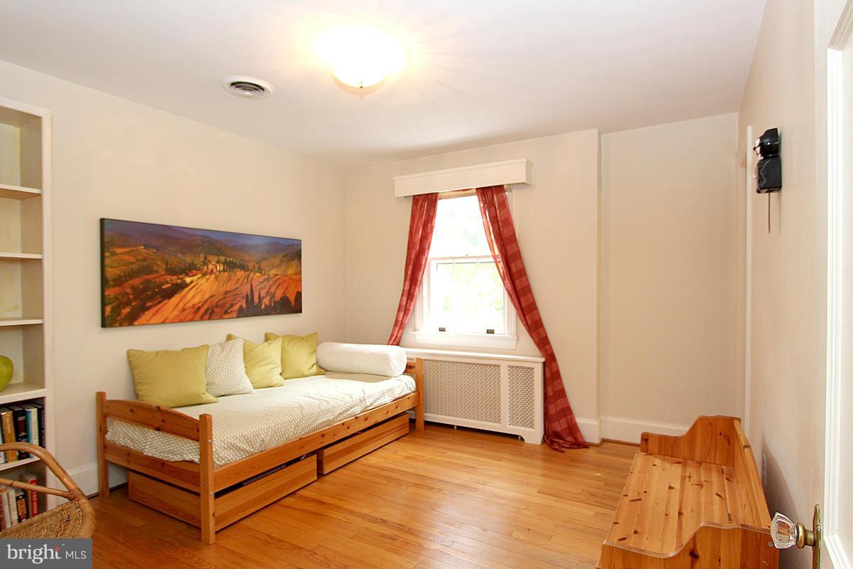 4504 Wetherill Road Bethesda, MD 20816 - Photo 19 of 29 Bedroom #3