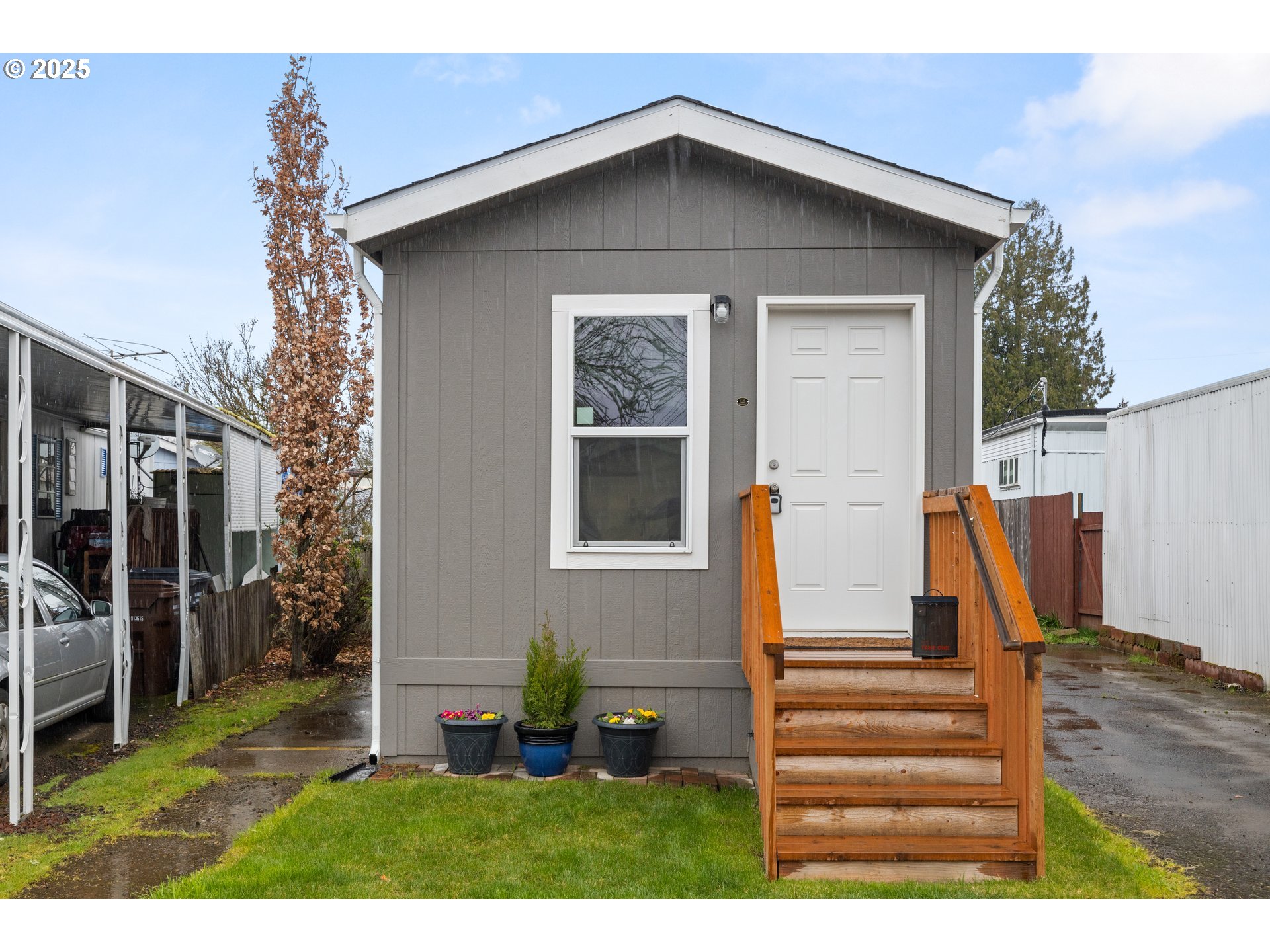19605 River Road, Unit 88 Gladstone, OR 97027 - Photo 3 of 25 a view of outdoor space yard and deck