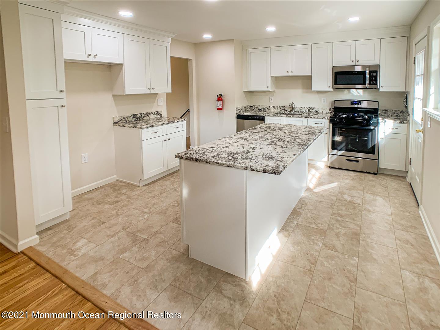1293 Wedgewood Road Spring Lake, NJ 07762 - Photo 12 of 25 012