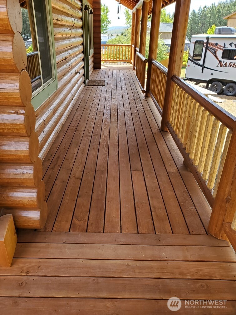 351 Ridge Loop Road Cle Elum, WA 98922 - Photo 6 of 38 a view of outdoor space with deck