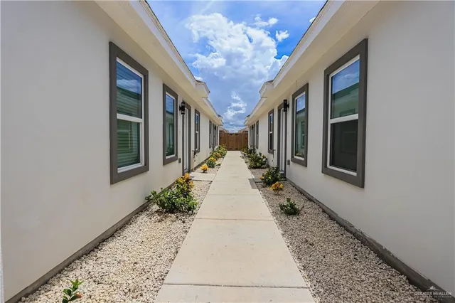 $1,000 | 913 West Sunset Valley Street, Mission, TX 78573