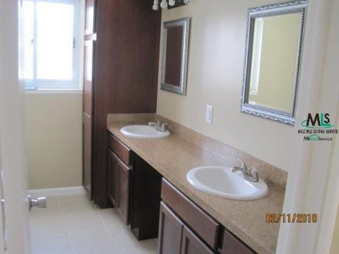 12939 12 Mile Road Warren, MI 48088 - Photo 5 of 7 935633-4.JPG