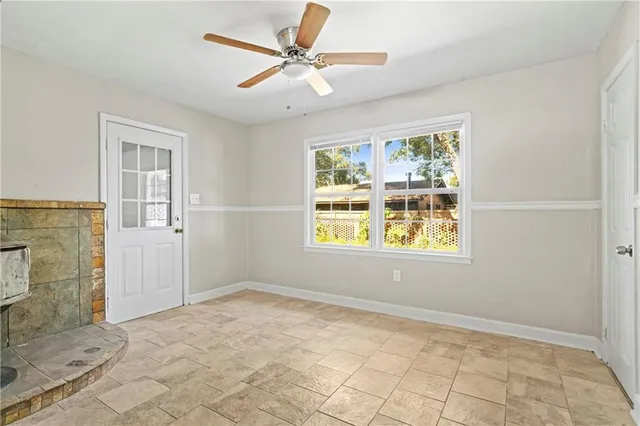 $1,500 | 207 Tanglewood Drive, Warner Robins, GA 31093