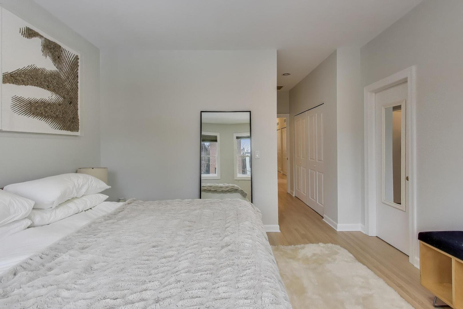 1725 North Mohawk Street, Unit 2S Chicago, IL 60614 - Photo 10 of 21