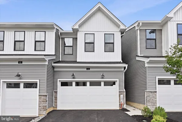 $3,200 | 46 Grayson Lane, Downingtown, PA 19335