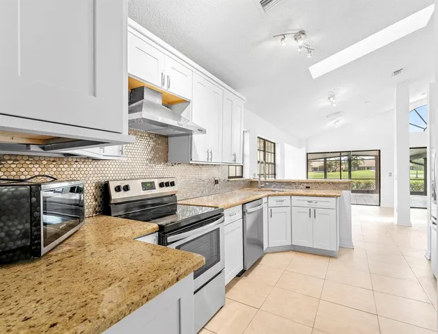 $4,500 | Undisclosed Address, Boynton Beach, FL 33472