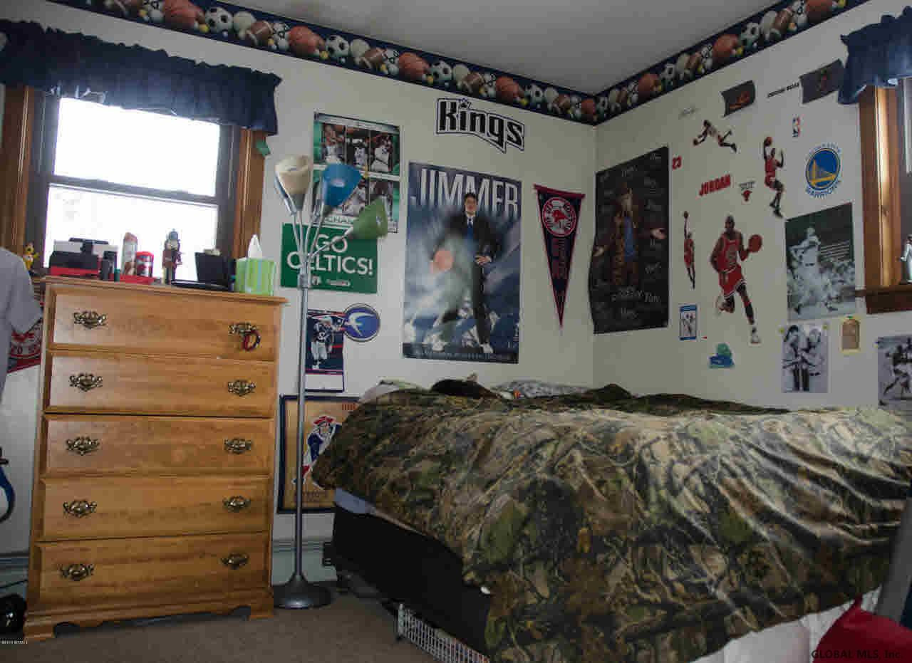 199 S Road Hampton, NY 12887 - Photo 16 of 27 Photo 16