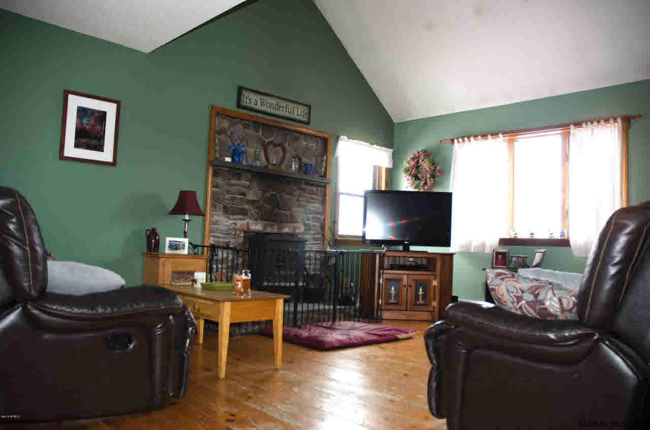 199 S Road Hampton, NY 12887 - Photo 9 of 27 Photo 9