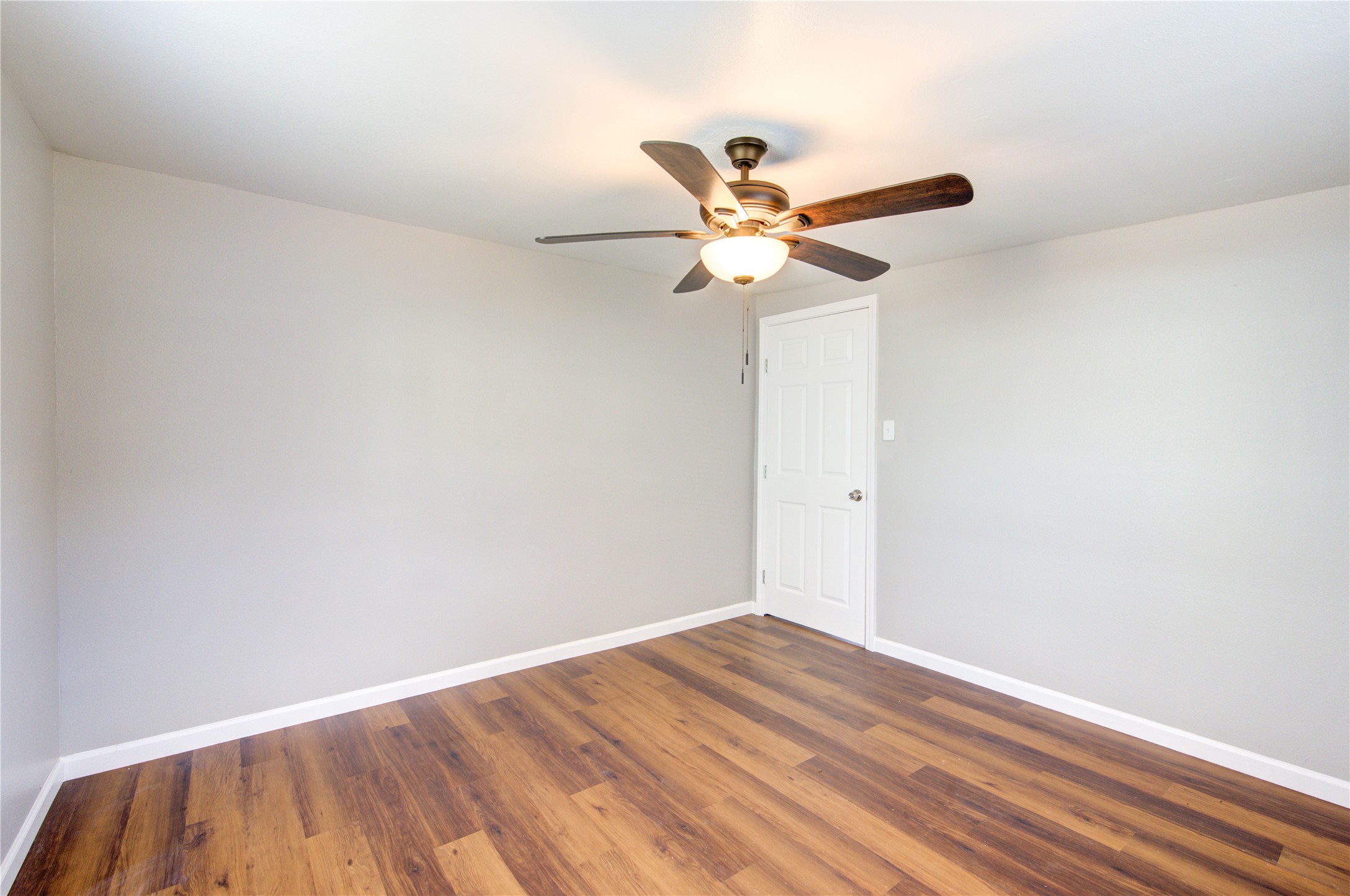 7957 Ritz Street Houston, TX 77028 - Photo 9 of 11