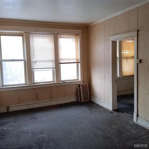 $106,000 | 4341 Shreve Avenue, St. Louis, MO 63115