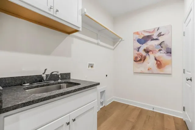 $667,521 | 4102 West 158th Terrace, Overland Park, KS 66224