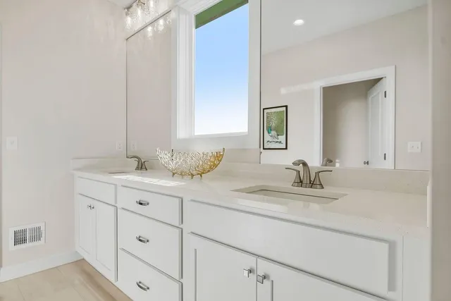 $667,521 | 4102 West 158th Terrace, Overland Park, KS 66224