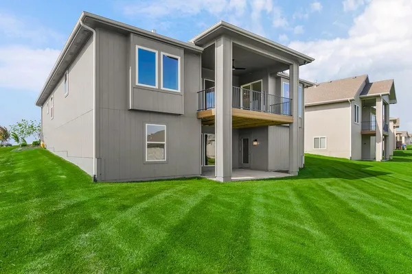 $674,521 | 4102 West 158th Terrace, Overland Park, KS 66224