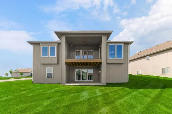 $674,521 | 4102 West 158th Terrace, Overland Park, KS 66224