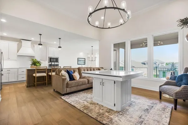$674,521 | 4102 West 158th Terrace, Overland Park, KS 66224