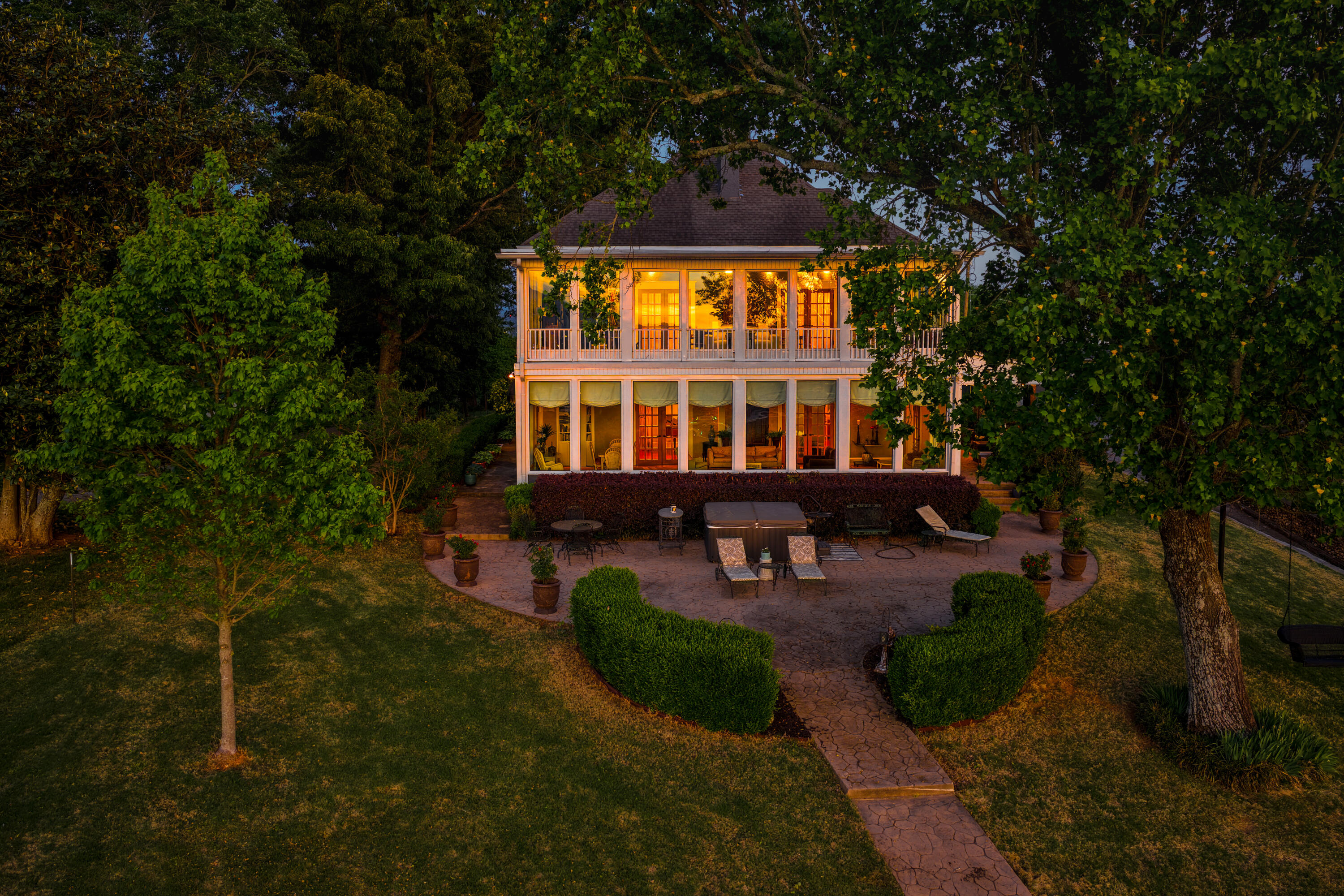 46 North Crest Road Chattanooga, TN 37404 - Photo 1 of 93 NCrestTwilight-14
