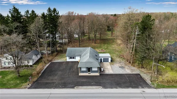 $349,900 | 12482 Broadway, Alden, NY 14004