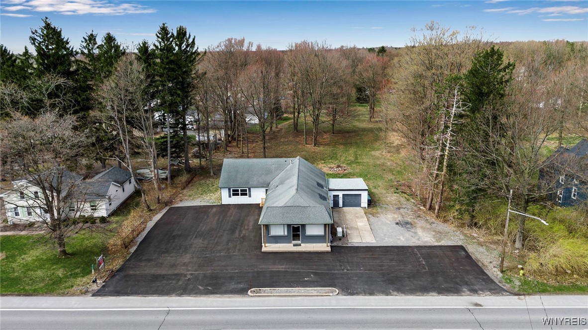 12482 Broadway Alden, NY 14004 - Photo 3 of 50