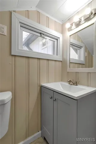 $379,900 | 12482 Broadway, Alden, NY 14004